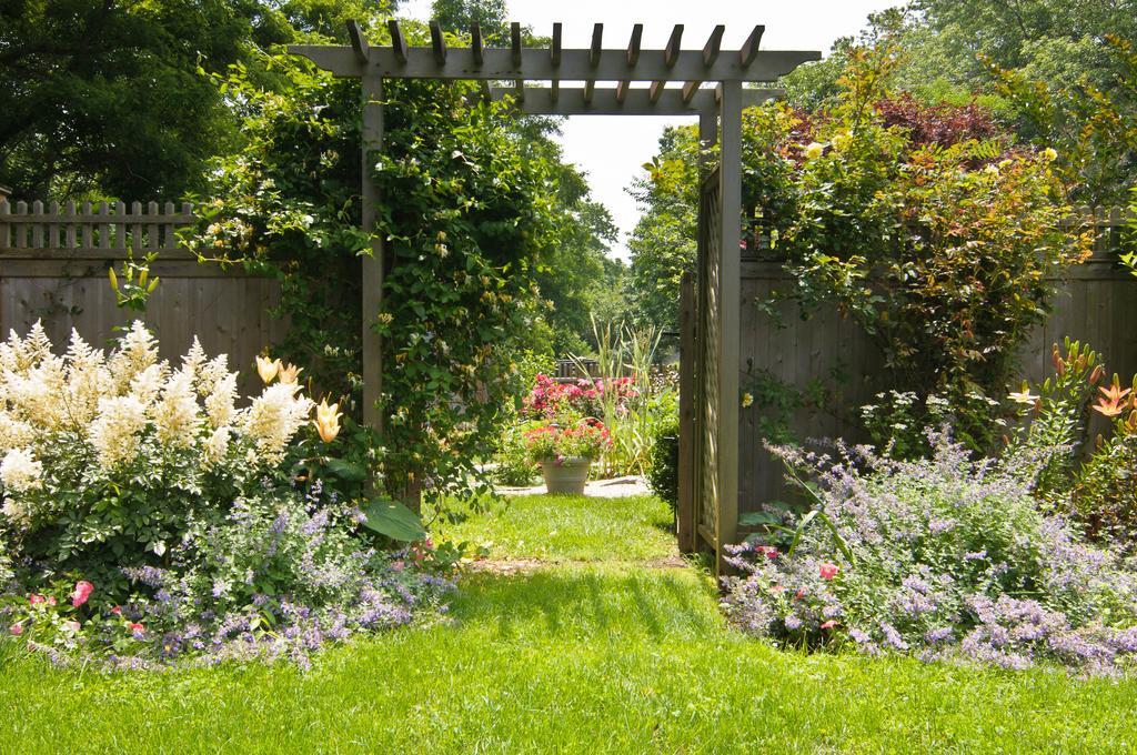 Shorecrest Bed And Breakfast Southold Buitenkant foto