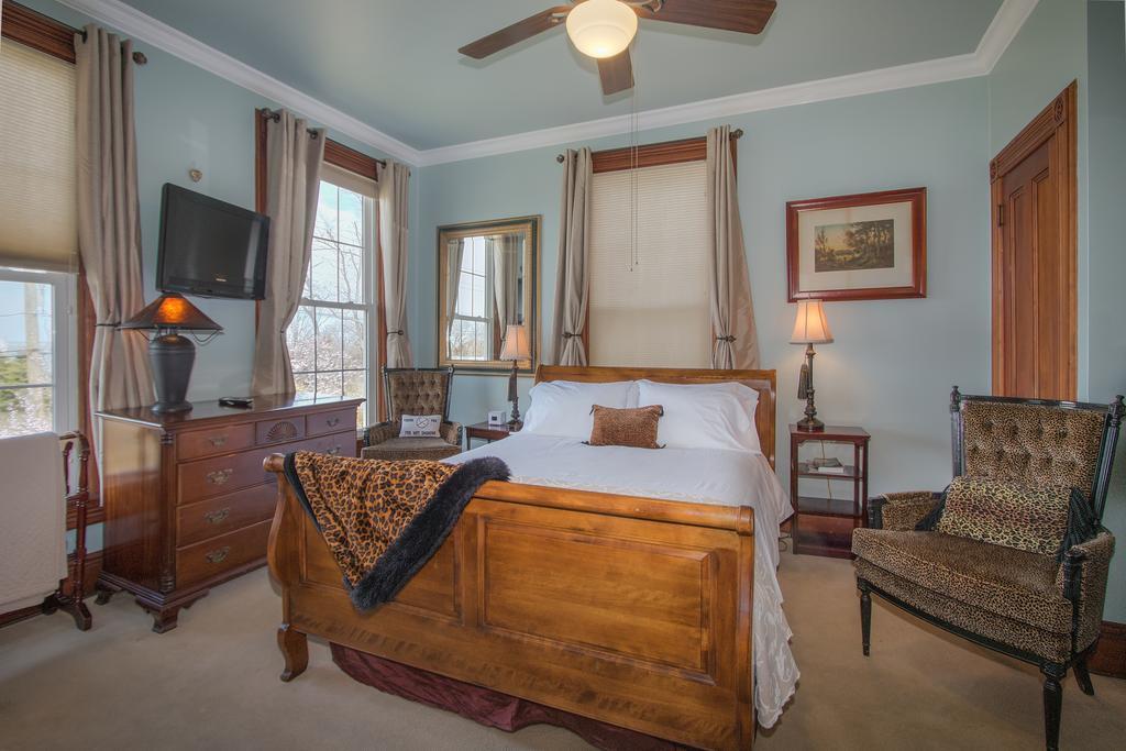Shorecrest Bed And Breakfast Southold Buitenkant foto